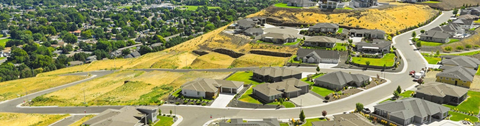 Belfair Street, Kennewick, Washington 99338, 5 Bedrooms Bedrooms, ,4 BathroomsBathrooms,For Sale,Belfair Street,286177
