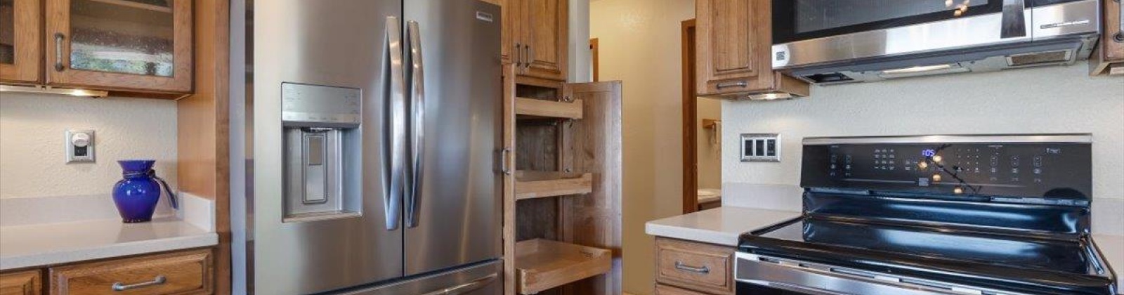Red Mountain Road, Benton City, Washington 99320, 2 Bedrooms Bedrooms, ,3 BathroomsBathrooms,For Sale,Red Mountain Road,286175
