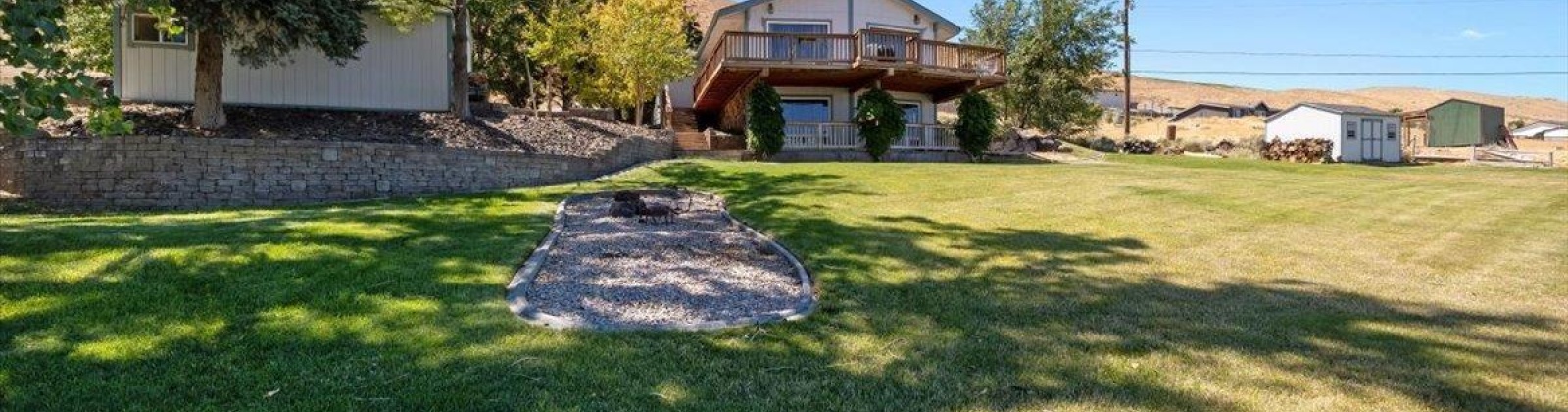 Red Mountain Road, Benton City, Washington 99320, 2 Bedrooms Bedrooms, ,3 BathroomsBathrooms,For Sale,Red Mountain Road,286175
