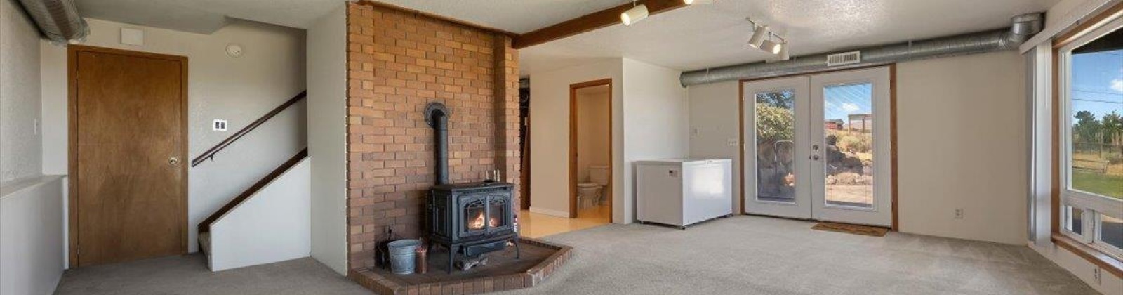 Red Mountain Road, Benton City, Washington 99320, 2 Bedrooms Bedrooms, ,3 BathroomsBathrooms,For Sale,Red Mountain Road,286175