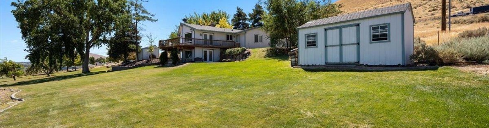 Red Mountain Road, Benton City, Washington 99320, 2 Bedrooms Bedrooms, ,3 BathroomsBathrooms,For Sale,Red Mountain Road,286175