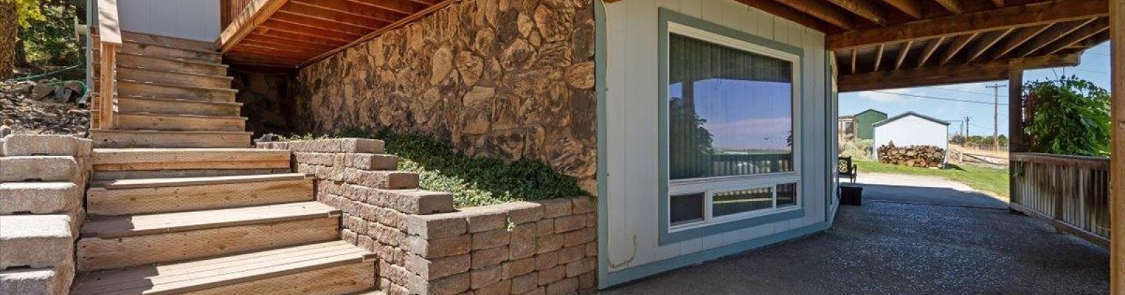 Red Mountain Road, Benton City, Washington 99320, 2 Bedrooms Bedrooms, ,3 BathroomsBathrooms,For Sale,Red Mountain Road,286175