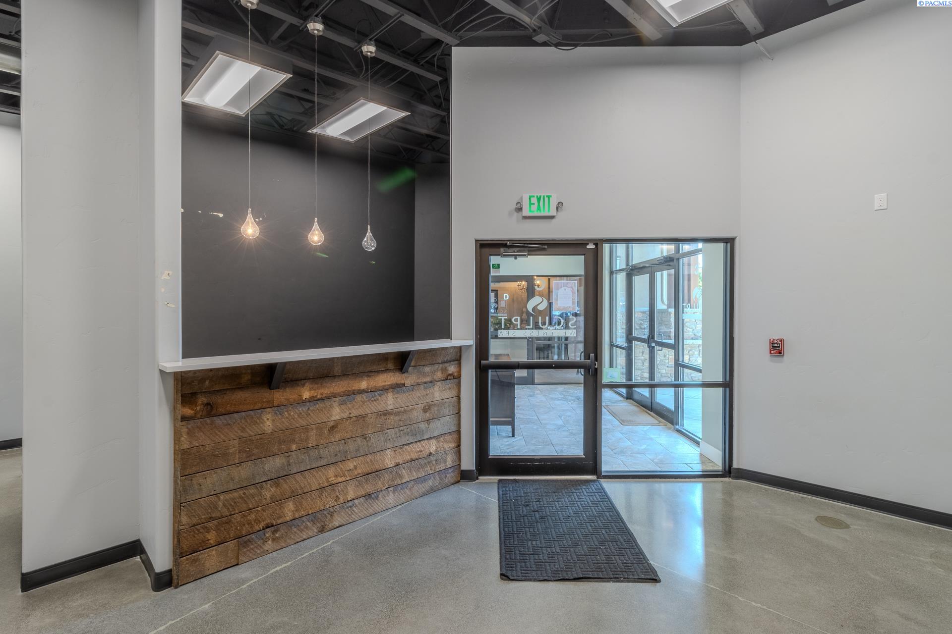 Clearwater, Kennewick, Washington 99336, 0 , 0 ,21 BathroomsBathrooms,Commercial,For Sale,Clearwater,0,286199