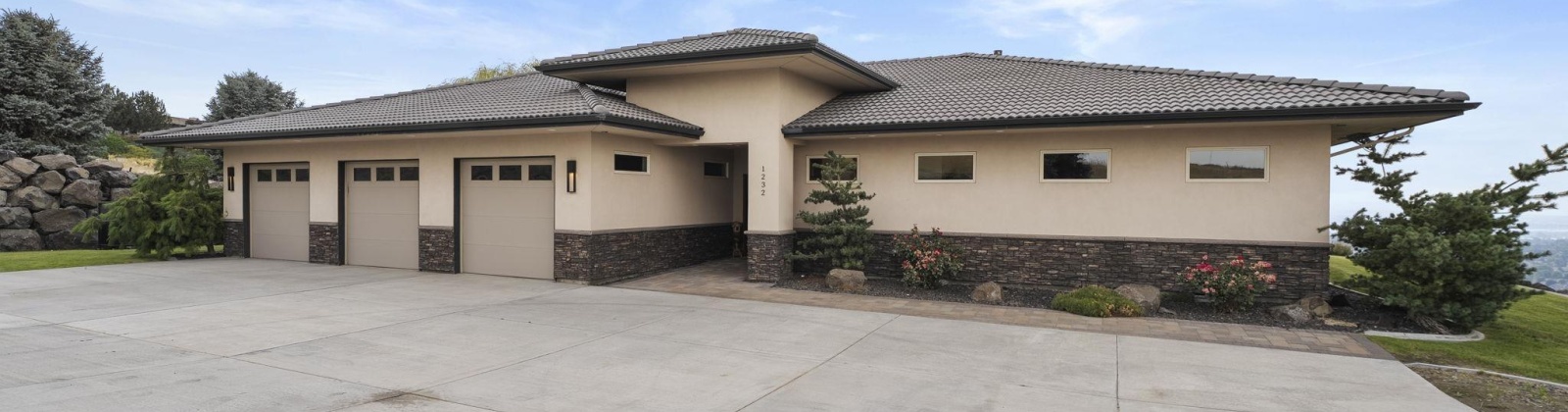 Bermuda Rd, Richland, Washington 99352, 3 Bedrooms Bedrooms, 0 ,3 BathroomsBathrooms,Houses,For Sale,Bermuda Rd,0,286198