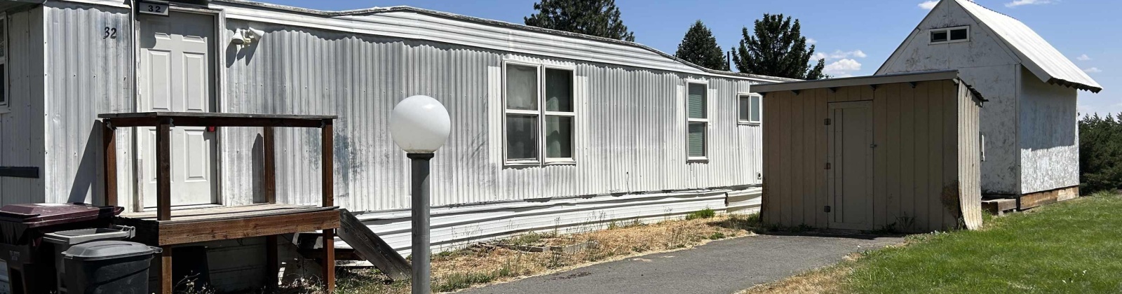 Grand Avenue #32, Pullman, Washington 99163-2041, 2 Bedrooms Bedrooms, 0 ,1 BathroomBathrooms,Manufactured Homes,For Sale,Grand Avenue #32,0,286201
