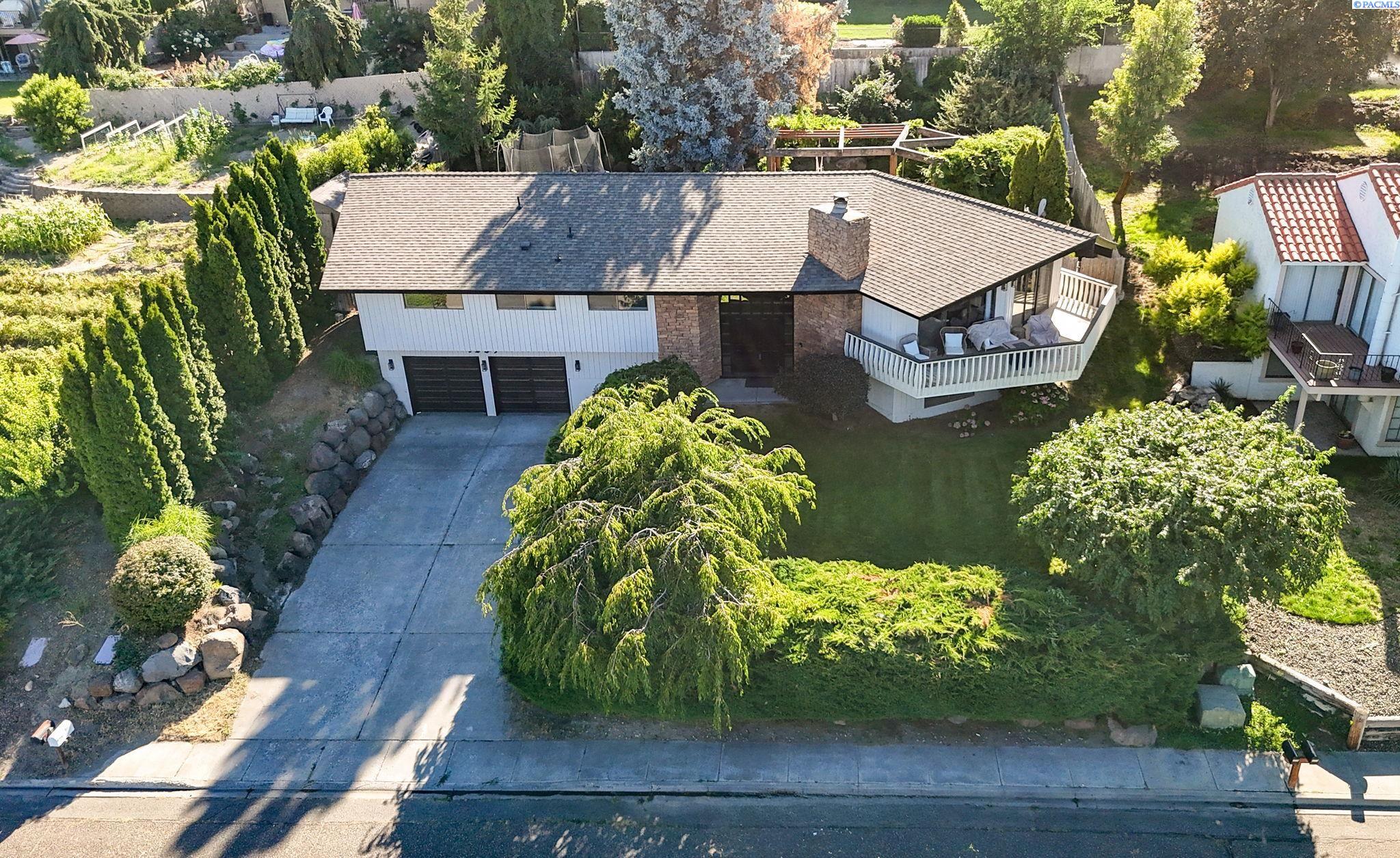 Adair Dr, Richland, Washington 99352, 4 Bedrooms Bedrooms, 0 ,3 BathroomsBathrooms,Houses,For Sale,Adair Dr,0,286210