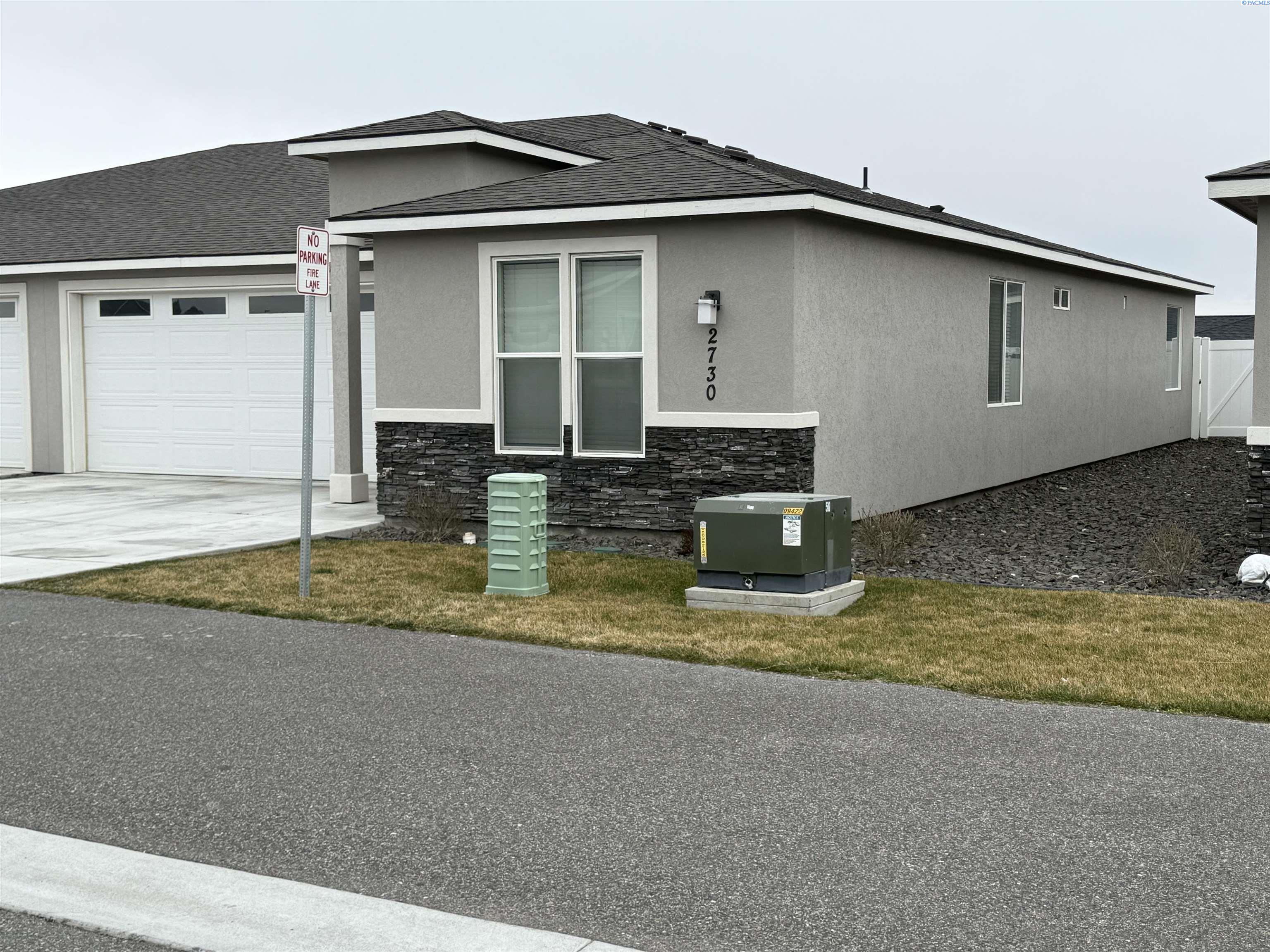 Westhaven Ct, West Richland, Washington 99353, 3 Bedrooms Bedrooms, 0 ,2 BathroomsBathrooms,Condos/townhomes,For Sale,Westhaven Ct,0,286211