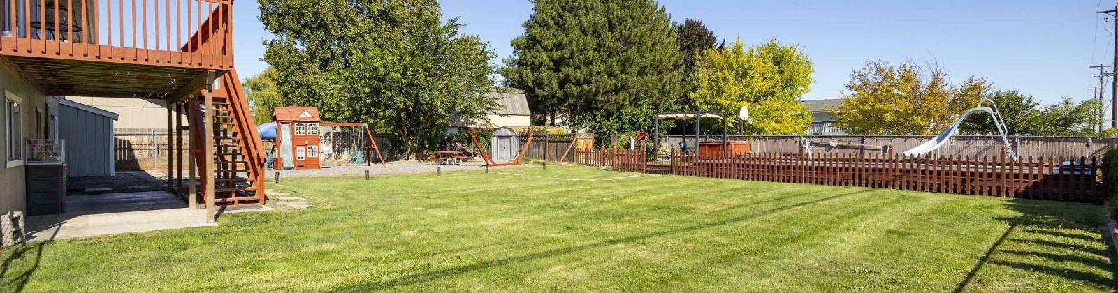 38th Place, Kennewick, Washington 99337, 4 Bedrooms Bedrooms, ,3 BathroomsBathrooms,For Sale,38th Place,286213