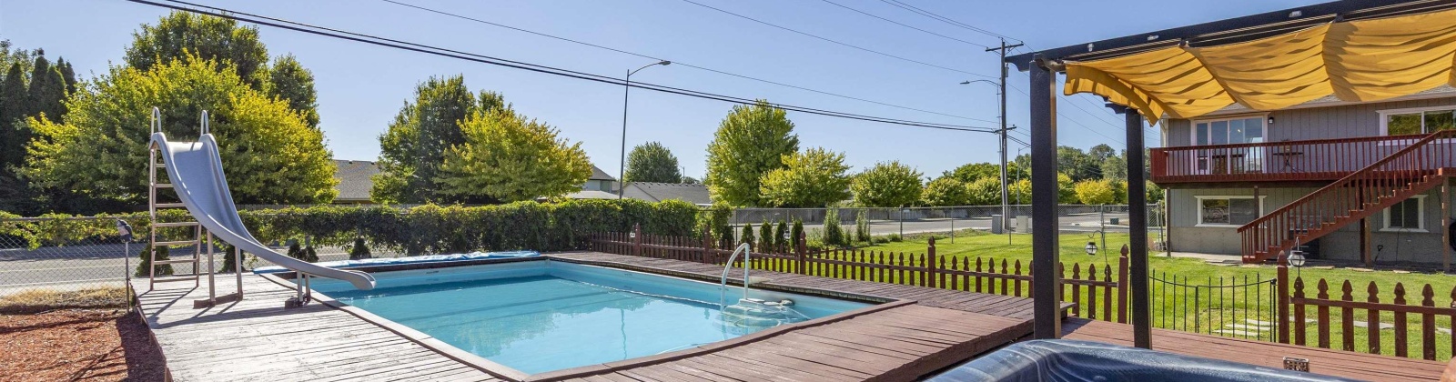 38th Place, Kennewick, Washington 99337, 4 Bedrooms Bedrooms, ,3 BathroomsBathrooms,For Sale,38th Place,286213