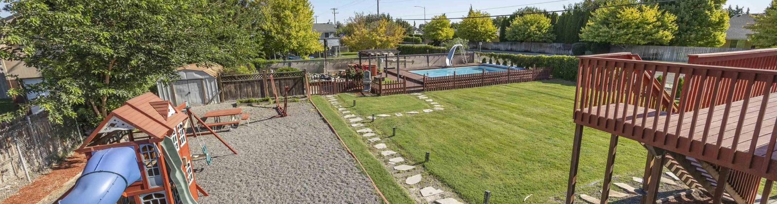 38th Place, Kennewick, Washington 99337, 4 Bedrooms Bedrooms, ,3 BathroomsBathrooms,For Sale,38th Place,286213
