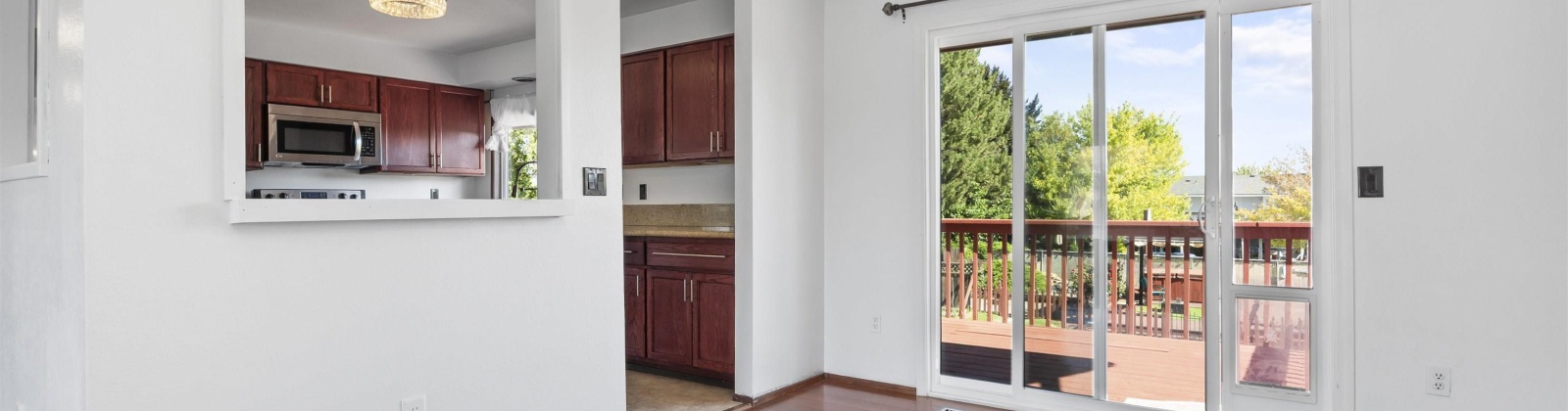 38th Place, Kennewick, Washington 99337, 4 Bedrooms Bedrooms, ,3 BathroomsBathrooms,For Sale,38th Place,286213