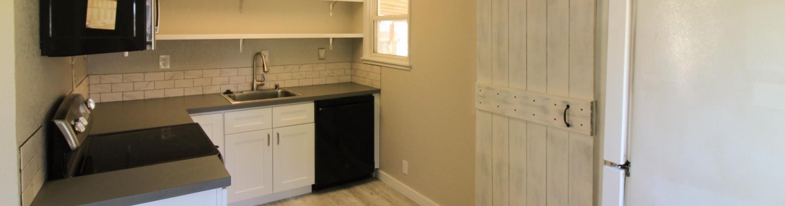 2nd Avenue, Kennewick, Washington 99336, 2 Bedrooms Bedrooms, ,1 BathroomBathrooms,For Rent,2nd Avenue,286214