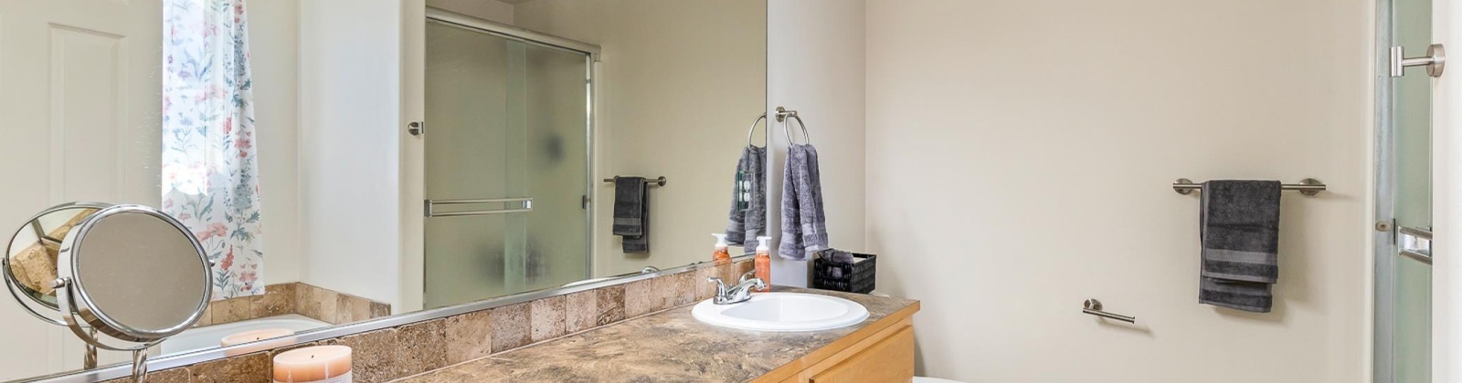 Hayes Lane, Pasco, Washington 99301, 3 Bedrooms Bedrooms, ,2 BathroomsBathrooms,For Sale,Hayes Lane,286218
