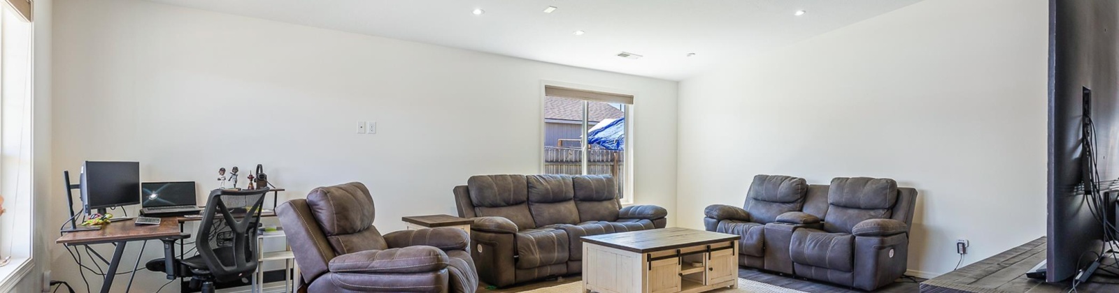 Hayes Lane, Pasco, Washington 99301, 3 Bedrooms Bedrooms, ,2 BathroomsBathrooms,For Sale,Hayes Lane,286218