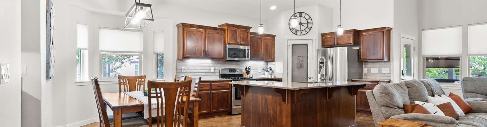 Fillmore, Kennewick, Washington 99338, 4 Bedrooms Bedrooms, 0 ,3 BathroomsBathrooms,Houses,For Sale,Fillmore,0,286283