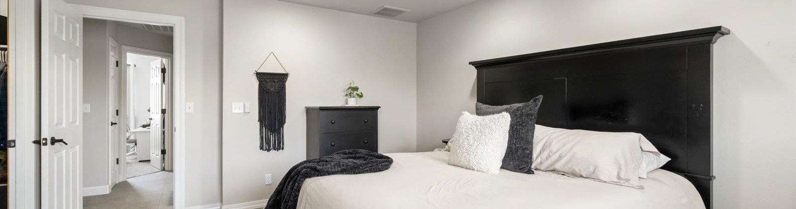 7th Ave, Kennewick, Washington 99336, 4 Bedrooms Bedrooms, 0 ,3 BathroomsBathrooms,Houses,For Sale,7th Ave,0,286285