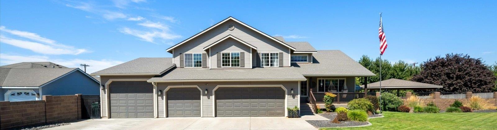 7th Ave, Kennewick, Washington 99336, 4 Bedrooms Bedrooms, 0 ,3 BathroomsBathrooms,Houses,For Sale,7th Ave,0,286285