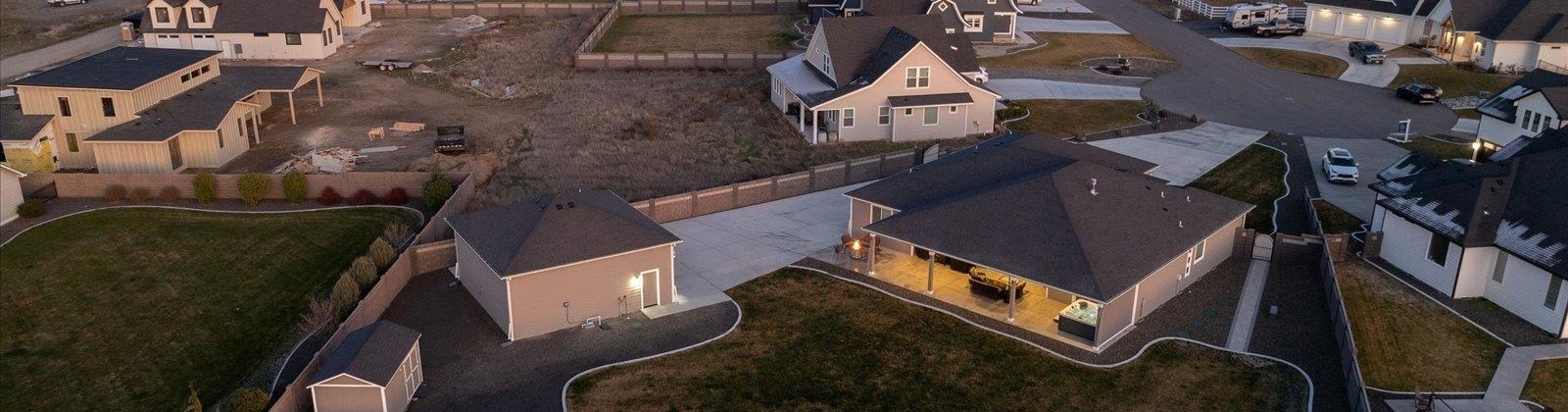 Lamb Court, Pasco, Washington 99301, 4 Bedrooms Bedrooms, 0 ,3 BathroomsBathrooms,Houses,For Sale,Lamb Court,0,286326