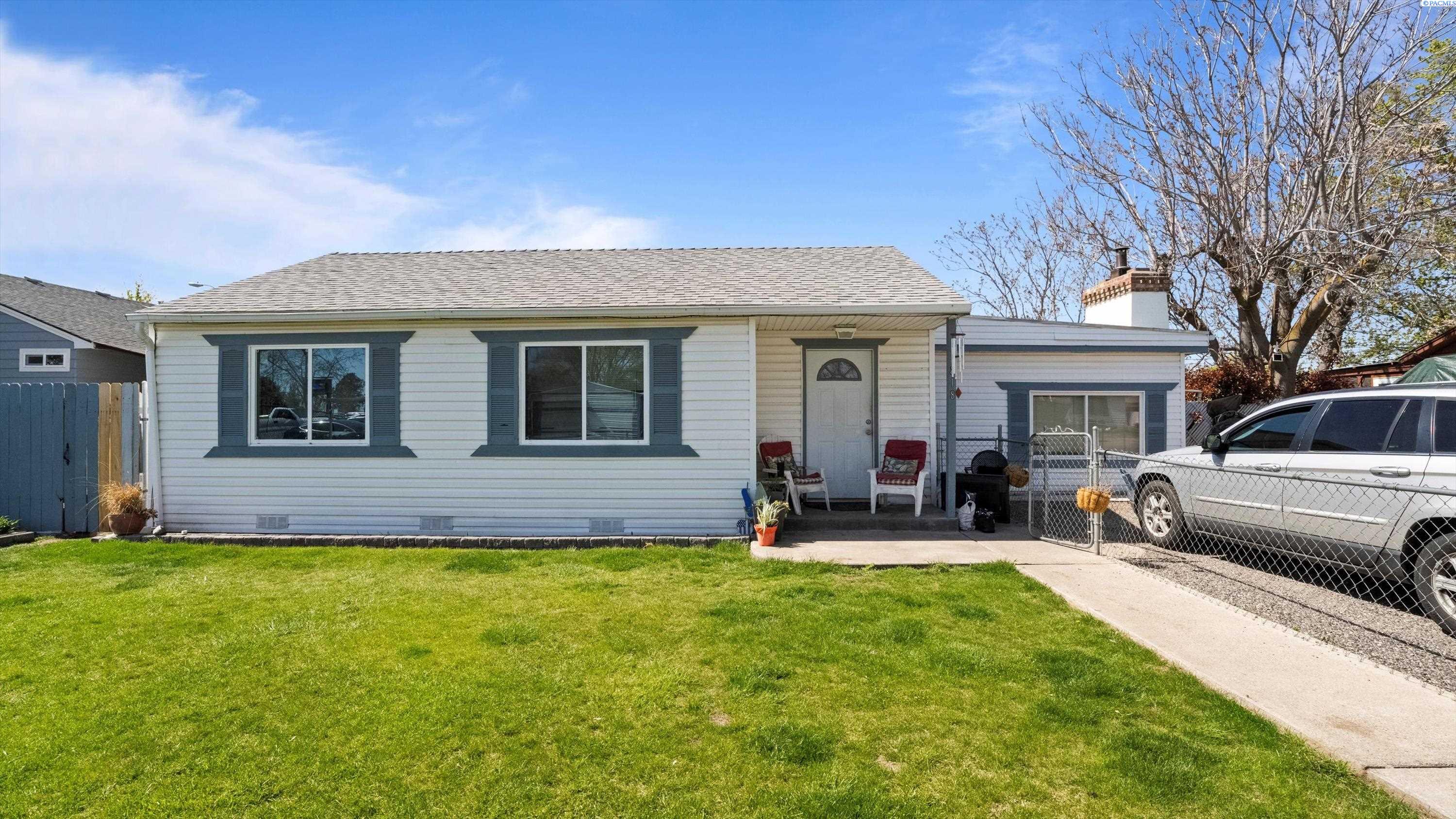Juniper St, Kennewick, Washington 99336, 3 Bedrooms Bedrooms, 0 ,2 BathroomsBathrooms,Houses,For Sale,Juniper St,0,283534