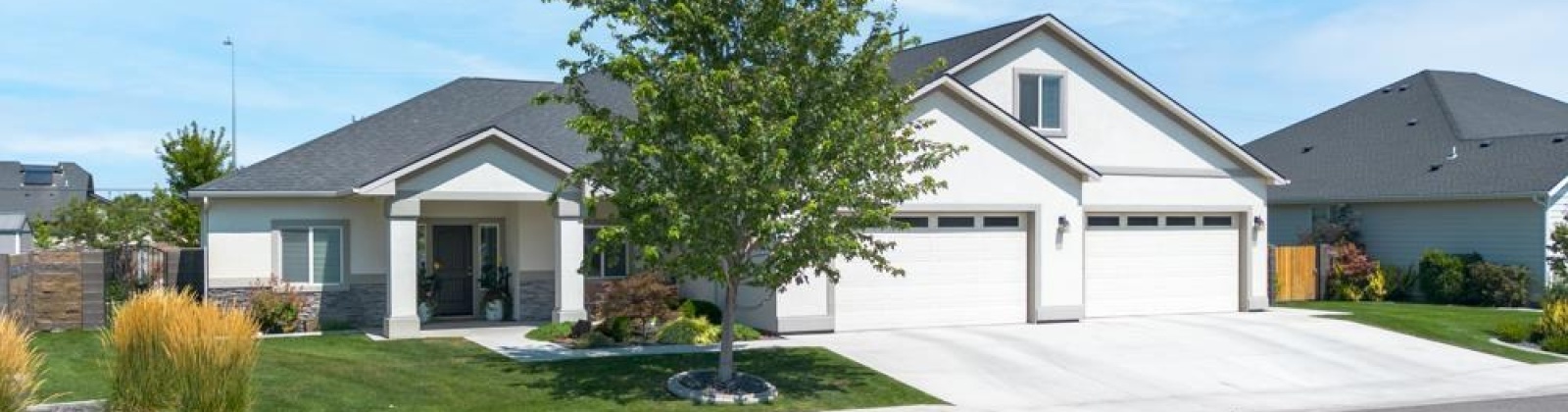 11th Avenue, Kennewick, Washington 99338, 4 Bedrooms Bedrooms, 0 ,3 BathroomsBathrooms,Houses,For Sale,11th Avenue,0,286319