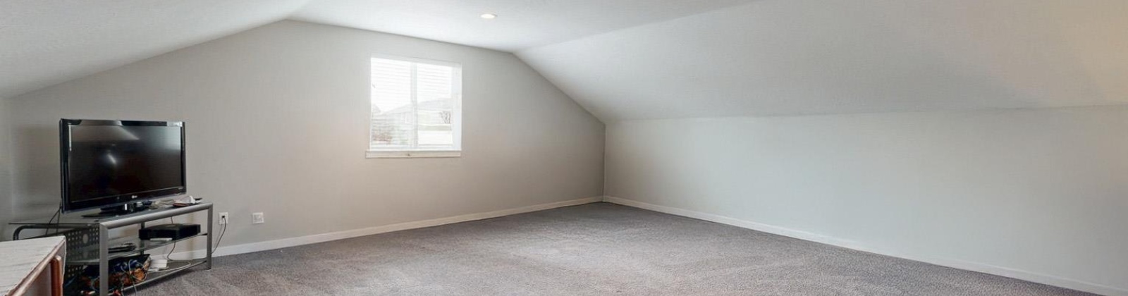11th Avenue, Kennewick, Washington 99338, 4 Bedrooms Bedrooms, 0 ,3 BathroomsBathrooms,Houses,For Sale,11th Avenue,0,286319