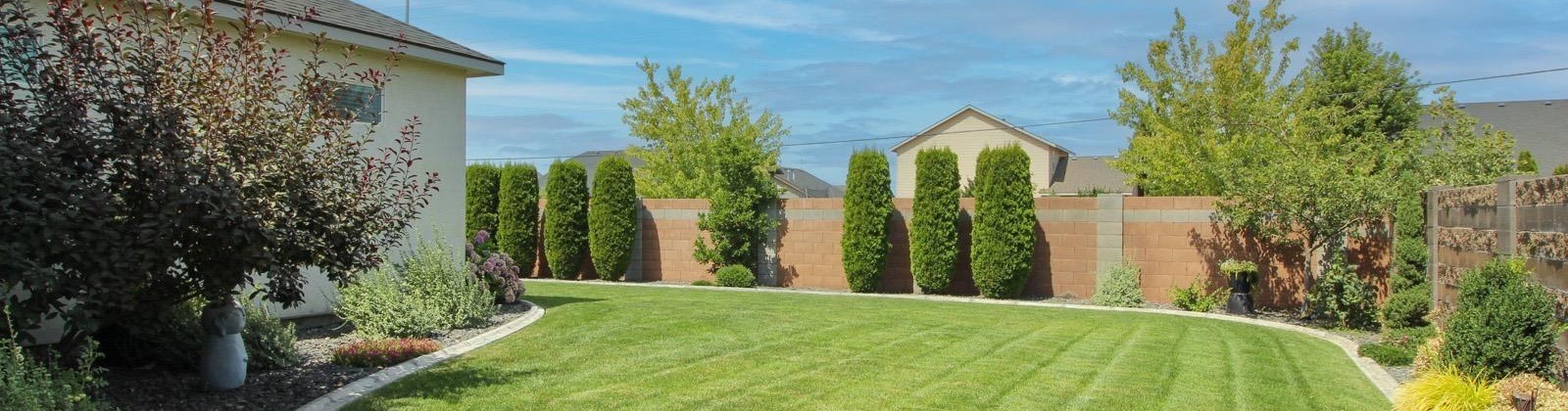 11th Avenue, Kennewick, Washington 99338, 4 Bedrooms Bedrooms, 0 ,3 BathroomsBathrooms,Houses,For Sale,11th Avenue,0,286319