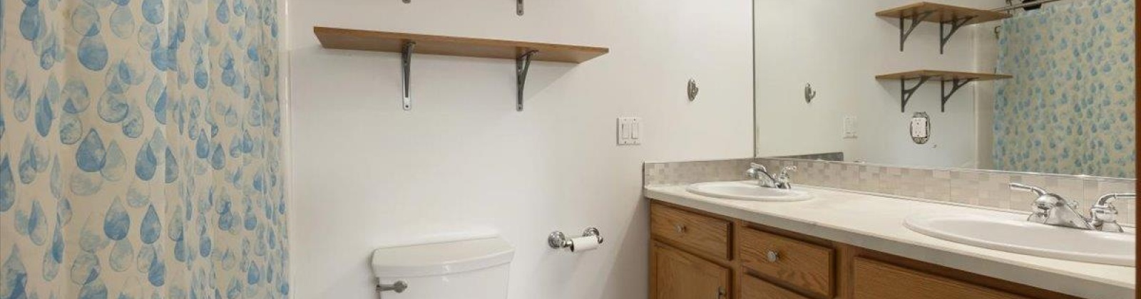 Grand Ronde Avenue Unit D, Kennewick, Washington 99336, 2 Bedrooms Bedrooms, 0 ,2 BathroomsBathrooms,Condos/townhomes,For Sale,Grand Ronde Avenue Unit D,0,286308
