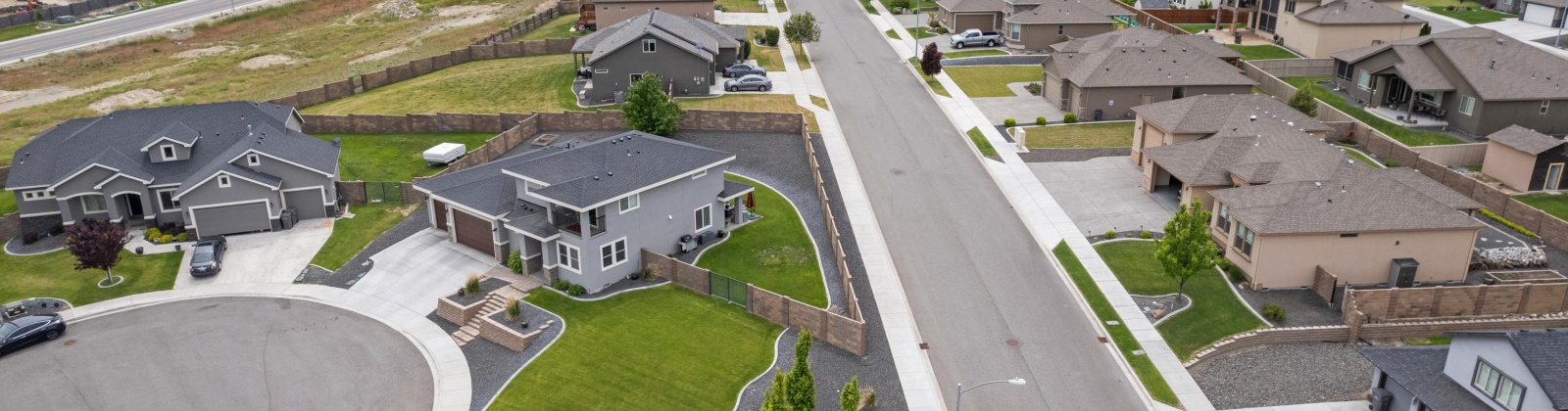 38th Court, Kennewick, Washington 99338, 5 Bedrooms Bedrooms, 0 ,3 BathroomsBathrooms,Houses,For Sale,38th Court,0,286307