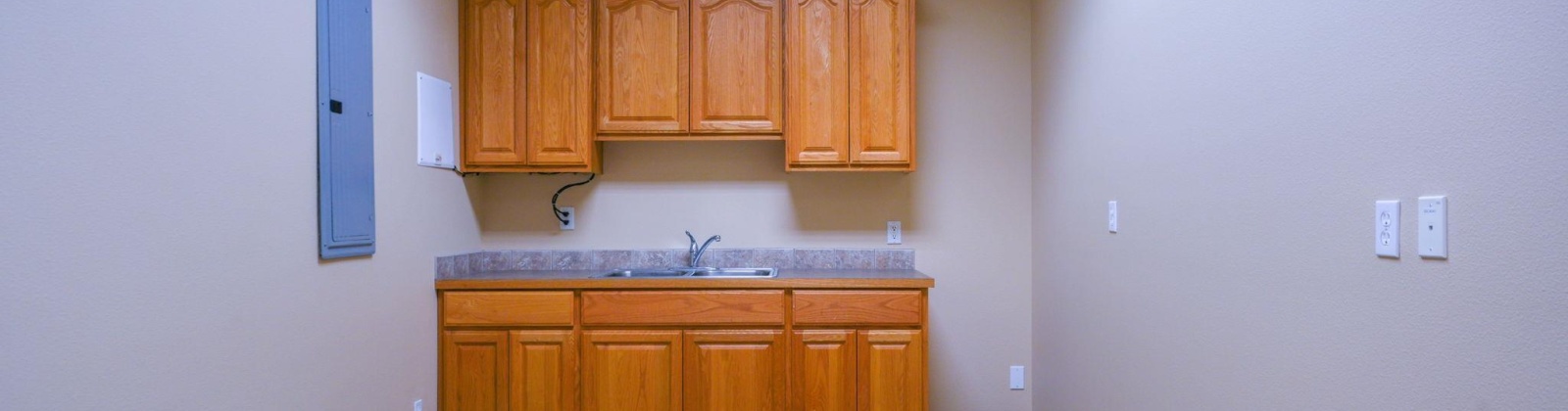 Clearwater Avenue, Ste D, Kennewick, Washington 99336, 0 , 0 ,11 BathroomsBathrooms,Commercial,For Sale,Clearwater Avenue, Ste D,0,286355