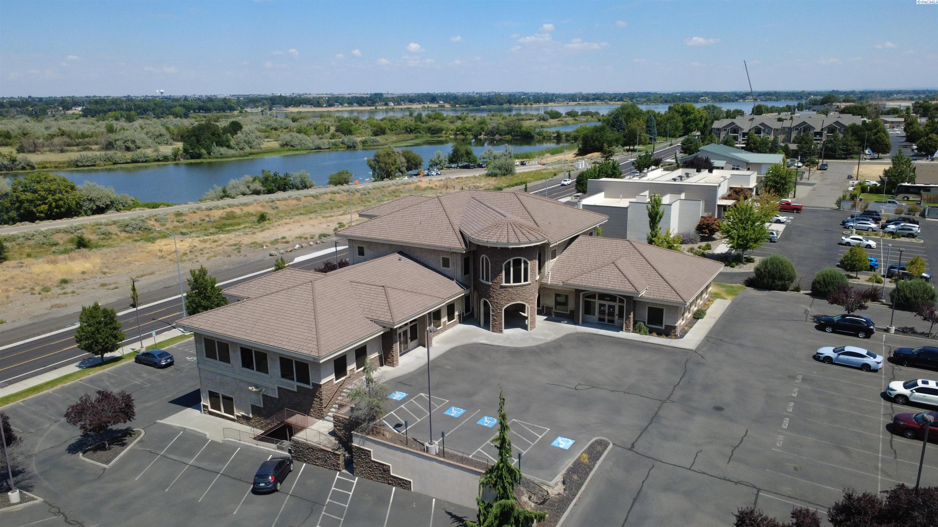 Columbia Park Trail, Richland, Washington 99352, 0 , 0 ,41 BathroomsBathrooms,Commercial,For Sale,Columbia Park Trail,0,286388