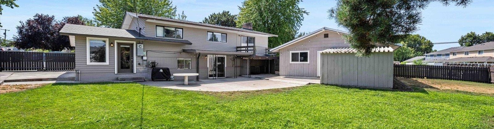 12th Ave, Kennewick, Washington 99337, 4 Bedrooms Bedrooms, 0 ,2 BathroomsBathrooms,Houses,For Sale,12th Ave,0,286391