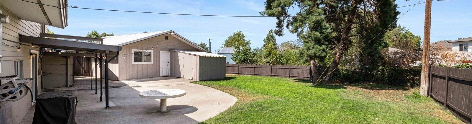 12th Ave, Kennewick, Washington 99337, 4 Bedrooms Bedrooms, 0 ,2 BathroomsBathrooms,Houses,For Sale,12th Ave,0,286391