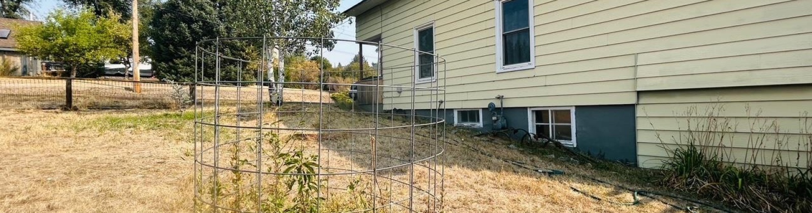 Whitman St, Palouse, Washington 99161, 4 Bedrooms Bedrooms, 0 ,3 BathroomsBathrooms,Houses,For Sale,Whitman St,0,286398