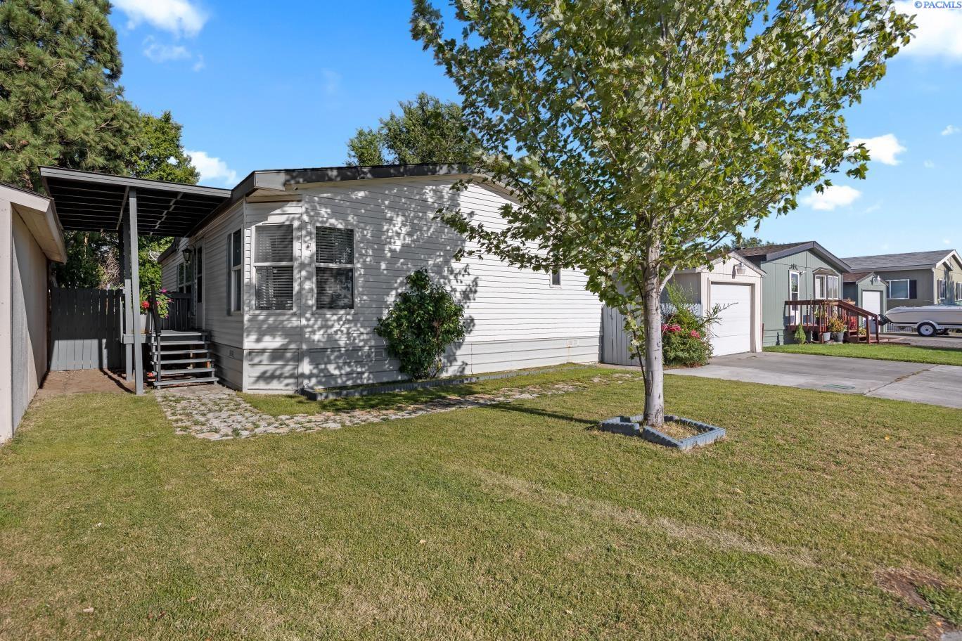Steptoe St, Kennewick, Washington 99336, 3 Bedrooms Bedrooms, 0 ,2 BathroomsBathrooms,Manufactured Homes,For Sale,Steptoe St,0,286432