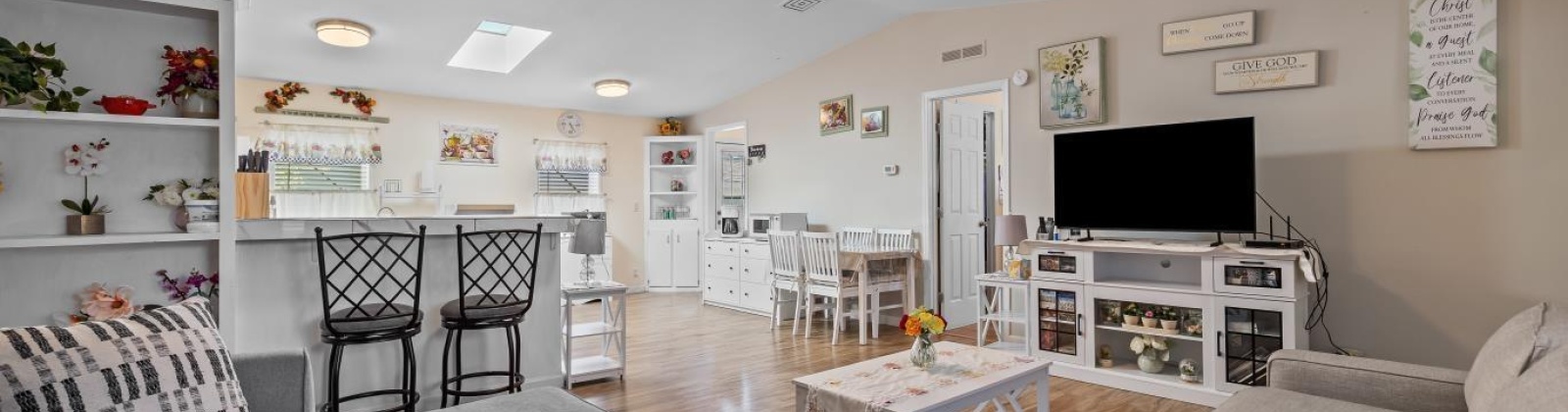 Steptoe St, Kennewick, Washington 99336, 3 Bedrooms Bedrooms, 0 ,2 BathroomsBathrooms,Manufactured Homes,For Sale,Steptoe St,0,286432