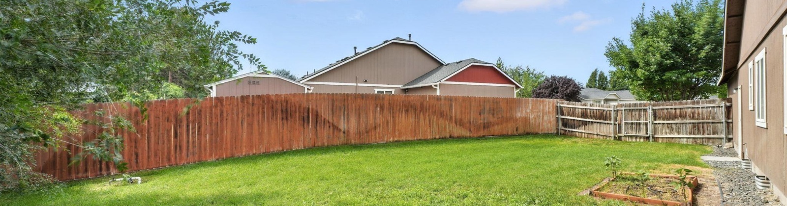 6th Ave, Kennewick, Washington 99336, 3 Bedrooms Bedrooms, 0 ,2 BathroomsBathrooms,Houses,For Sale,6th Ave,0,286448