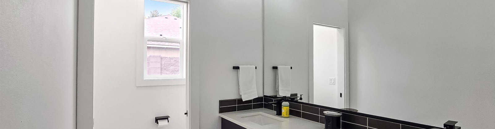 Henry Ct, Pasco, Washington 99301, 4 Bedrooms Bedrooms, 0 ,3 BathroomsBathrooms,Houses,For Sale,Henry Ct,0,286464