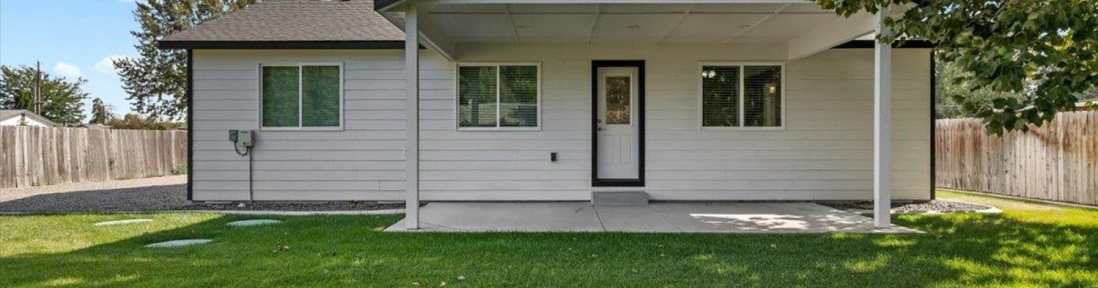 14th Ave, Kennewick, Washington 99337, 3 Bedrooms Bedrooms, 0 ,2 BathroomsBathrooms,Houses,For Sale,14th Ave,0,286459