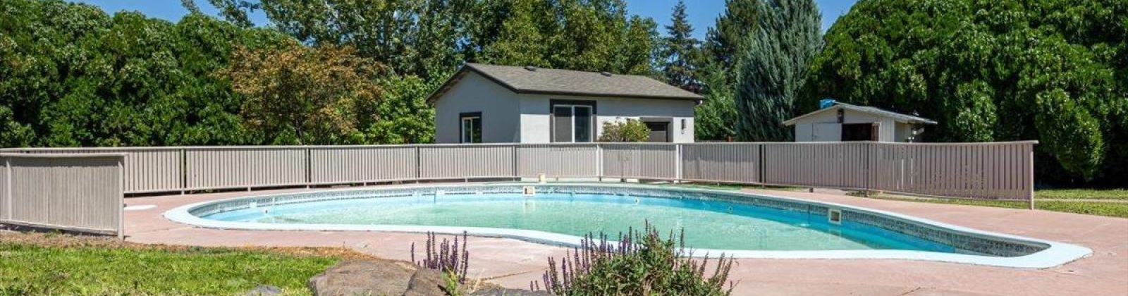 4th Ave, Kennewick, Washington 99336, 5 Bedrooms Bedrooms, 0 ,3 BathroomsBathrooms,Houses,For Sale,4th Ave,0,286458