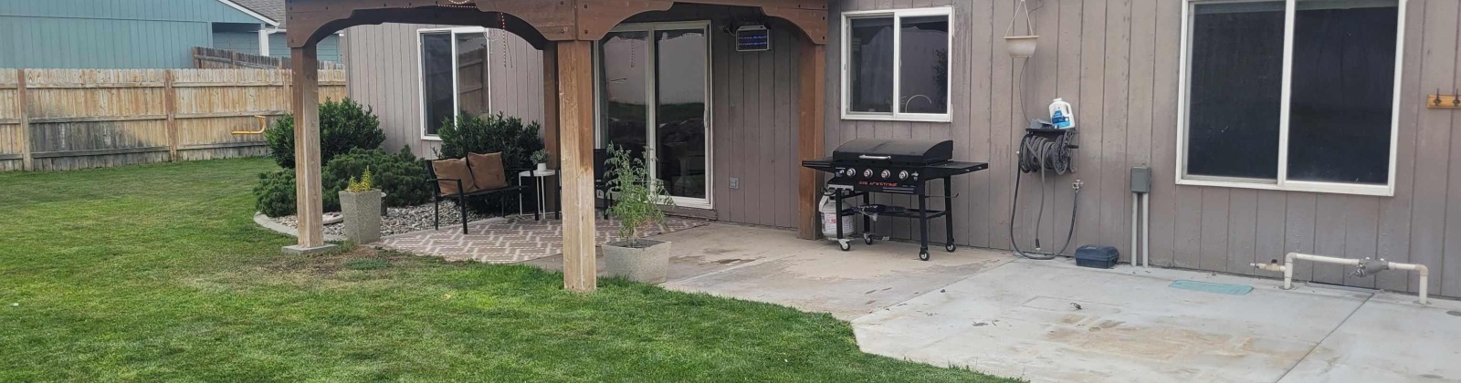 Wrigley, Pasco, Washington 99301, 5 Bedrooms Bedrooms, 0 ,3 BathroomsBathrooms,Houses,For Sale,Wrigley,0,286454