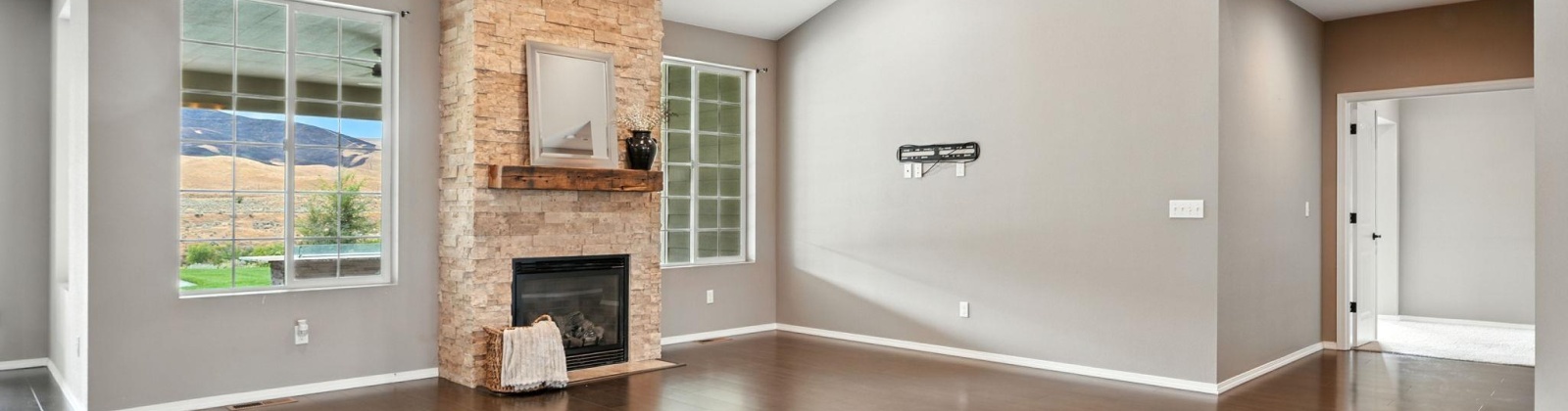 Old Inland Empire, Prosser, Washington 99350, 4 Bedrooms Bedrooms, 0 ,3 BathroomsBathrooms,Houses,For Sale,Old Inland Empire,0,286470
