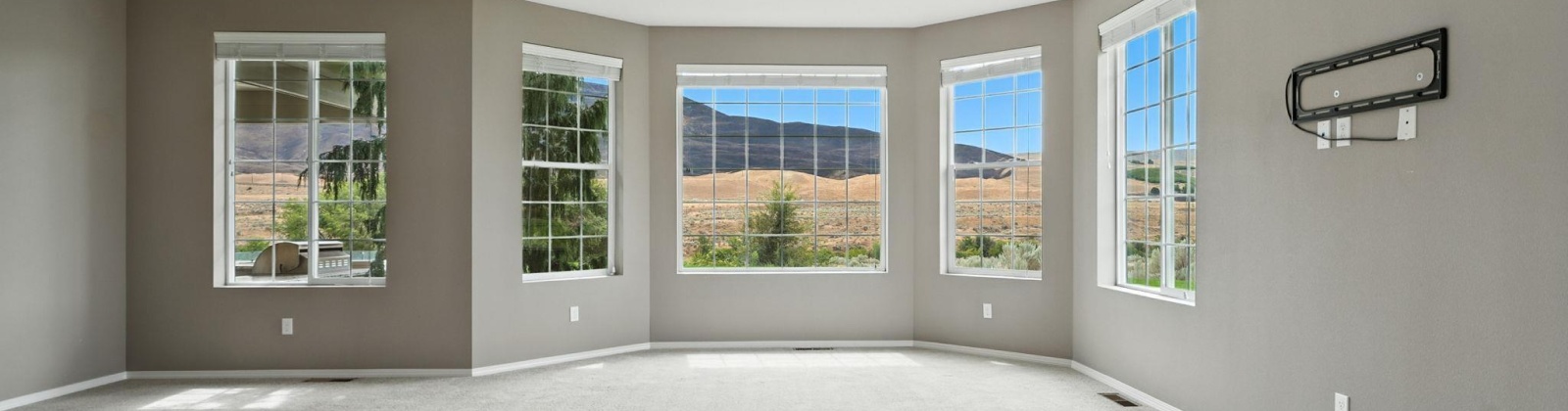 Old Inland Empire, Prosser, Washington 99350, 4 Bedrooms Bedrooms, 0 ,3 BathroomsBathrooms,Houses,For Sale,Old Inland Empire,0,286470