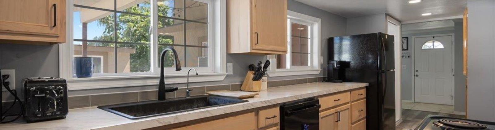 27th Ave., Kennewick, Washington 99337, 3 Bedrooms Bedrooms, 0 ,1 BathroomBathrooms,Houses,For Sale,27th Ave.,0,286474