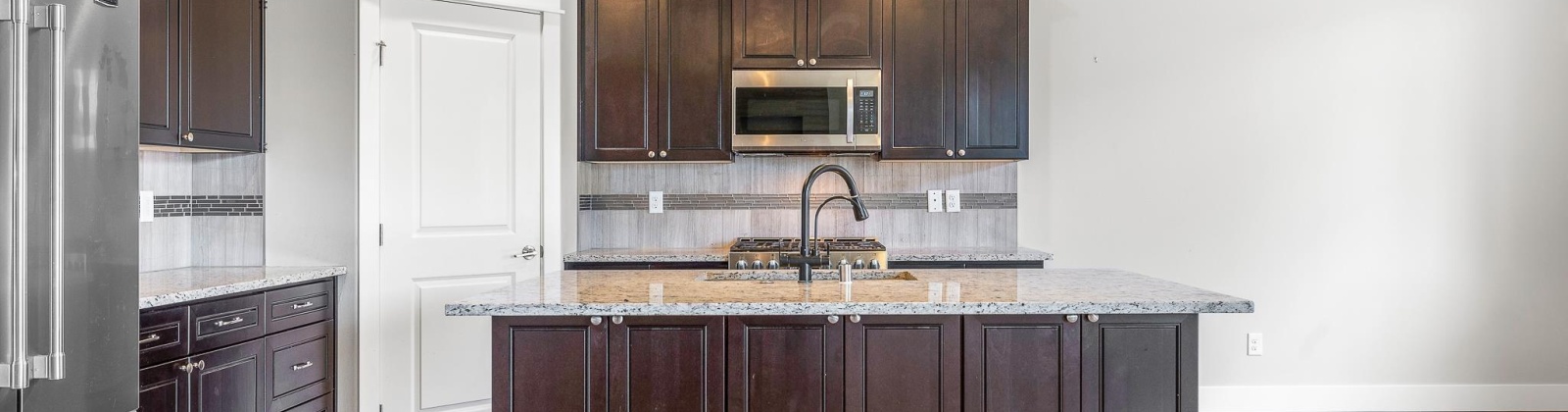 Village PKWY, Richland, Washington 99354, 4 Bedrooms Bedrooms, 0 ,2 BathroomsBathrooms,Houses,For Sale,Village PKWY,0,286504