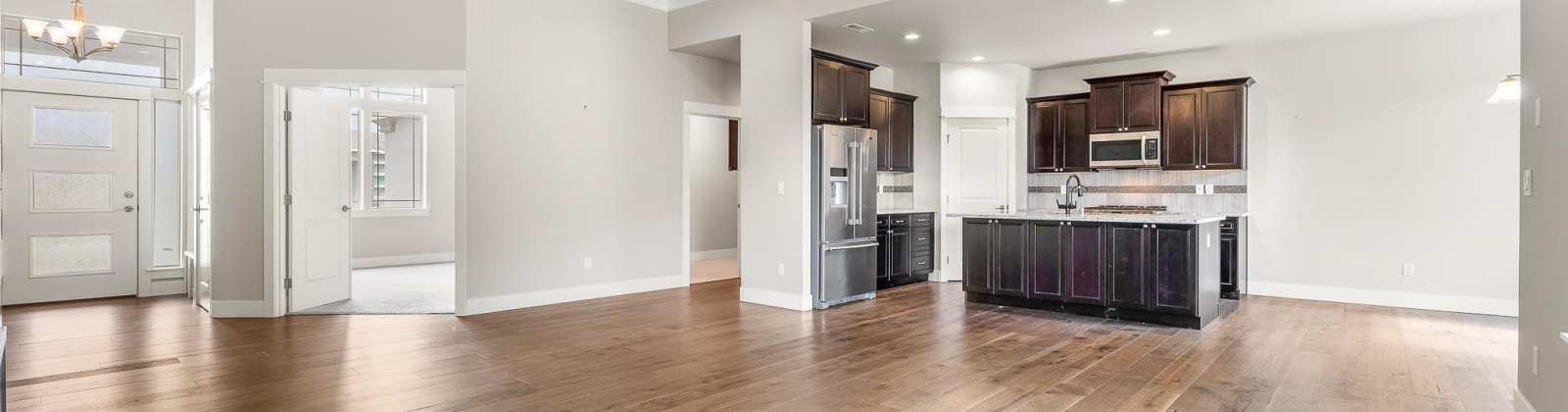 Village PKWY, Richland, Washington 99354, 4 Bedrooms Bedrooms, 0 ,2 BathroomsBathrooms,Houses,For Sale,Village PKWY,0,286504