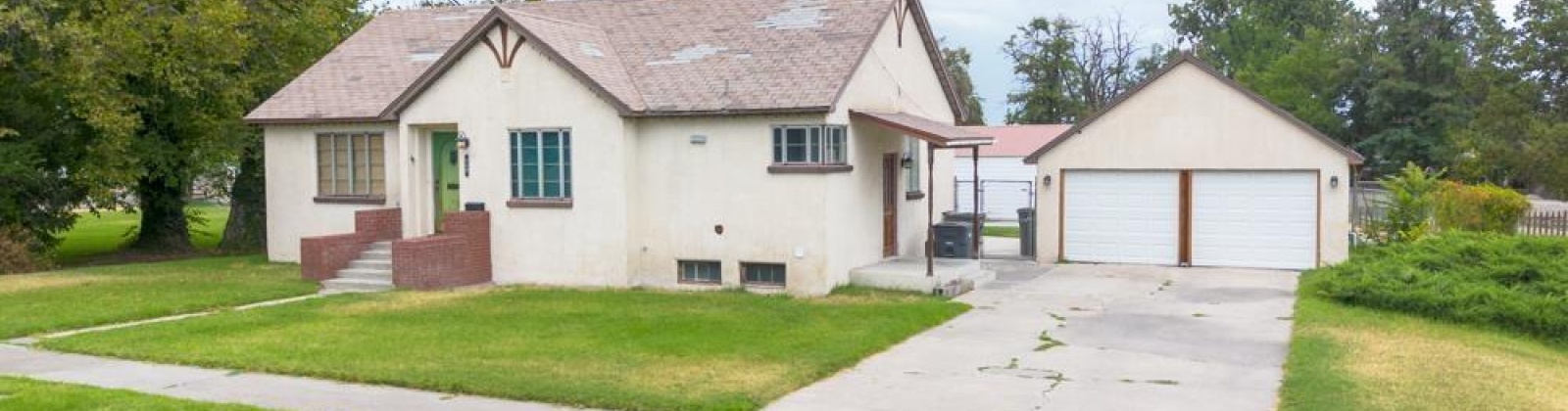 Kennewick Avenue, Kennewick, Washington 99336, 7 Bedrooms Bedrooms, 0 ,2 BathroomsBathrooms,Houses,For Sale,Kennewick Avenue,0,286503