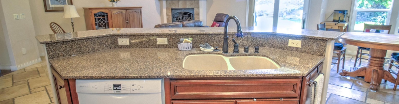 15th Ave, Kennewick, Washington 99338, 3 Bedrooms Bedrooms, 0 ,3 BathroomsBathrooms,Houses,For Sale,15th Ave,0,286523