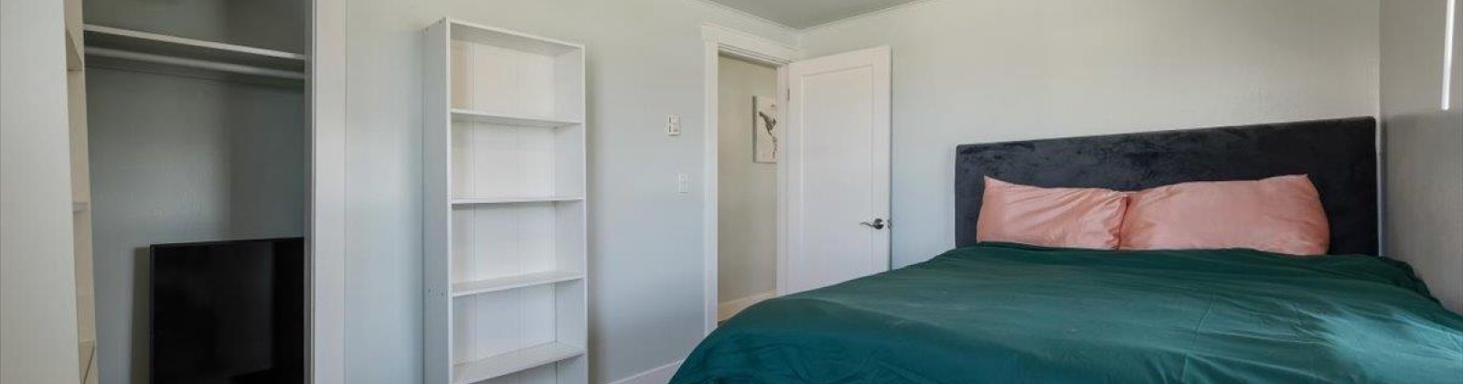 6th Ave, Kennewick, Washington 99336, 2 Bedrooms Bedrooms, 0 ,1 BathroomBathrooms,Houses,For Sale,6th Ave,0,286520