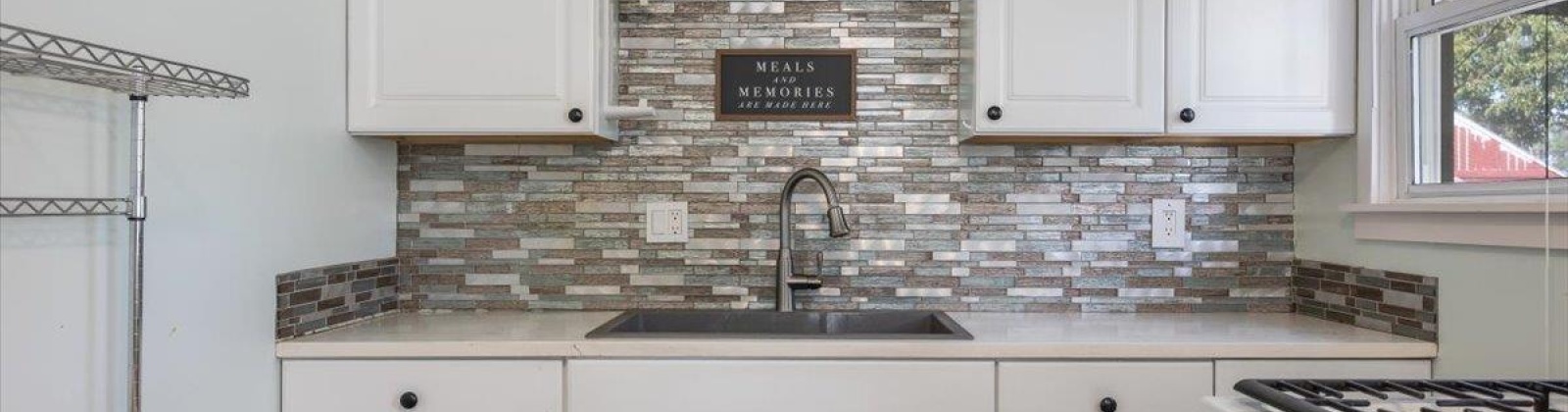 6th Ave, Kennewick, Washington 99336, 2 Bedrooms Bedrooms, 0 ,1 BathroomBathrooms,Houses,For Sale,6th Ave,0,286520