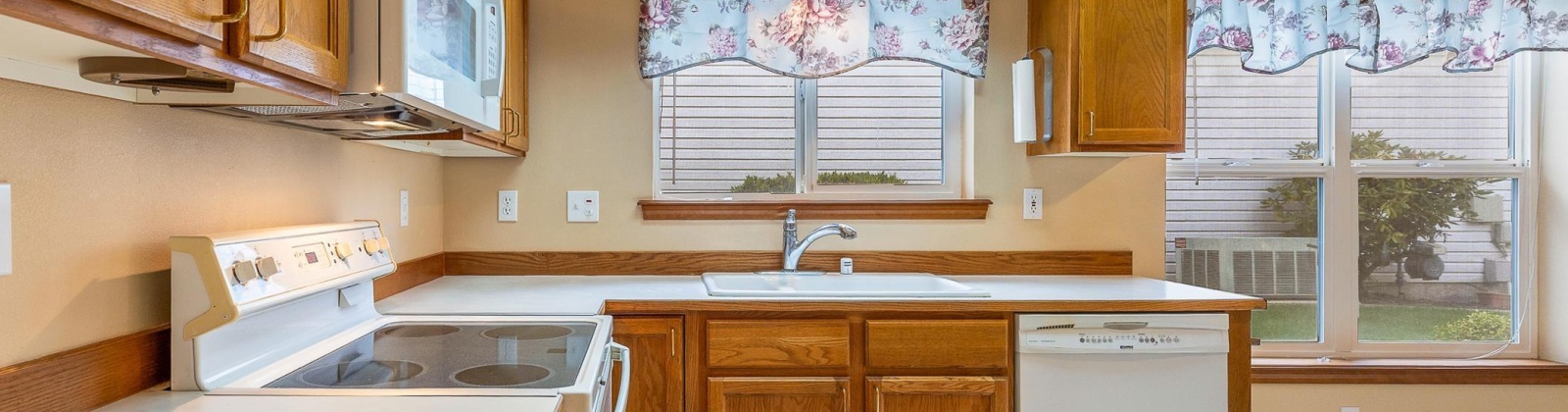 34th Ave, Kennewick, Washington 99337, 3 Bedrooms Bedrooms, 0 ,2 BathroomsBathrooms,Houses,For Sale,34th Ave,0,286518